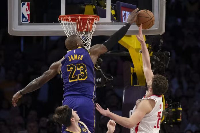NBA Daily Metrics: Lakers Outlast Rockets, LeBron James Comes Up Huge Late with an Epic Performance