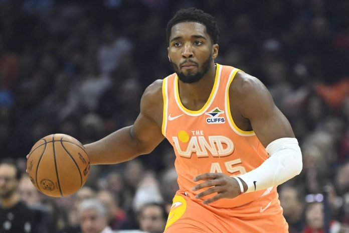 Donovan Mitchell Dials 42 Points as Cavaliers Extend Win Streak, Hand Magic Sixth Straight Loss