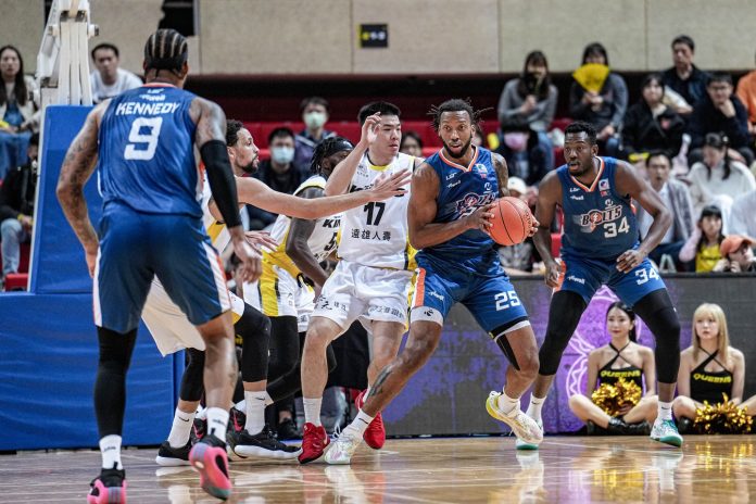 The Forgettable EASL stint of Meralco Bolts and San Miguel Beermen