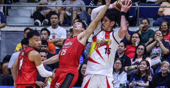 Tim Cone Emphasizes ‘Multiple Efforts’ vs. June Mar Fajardo After ‘Amazing’ 27-23 Effort in Game 1