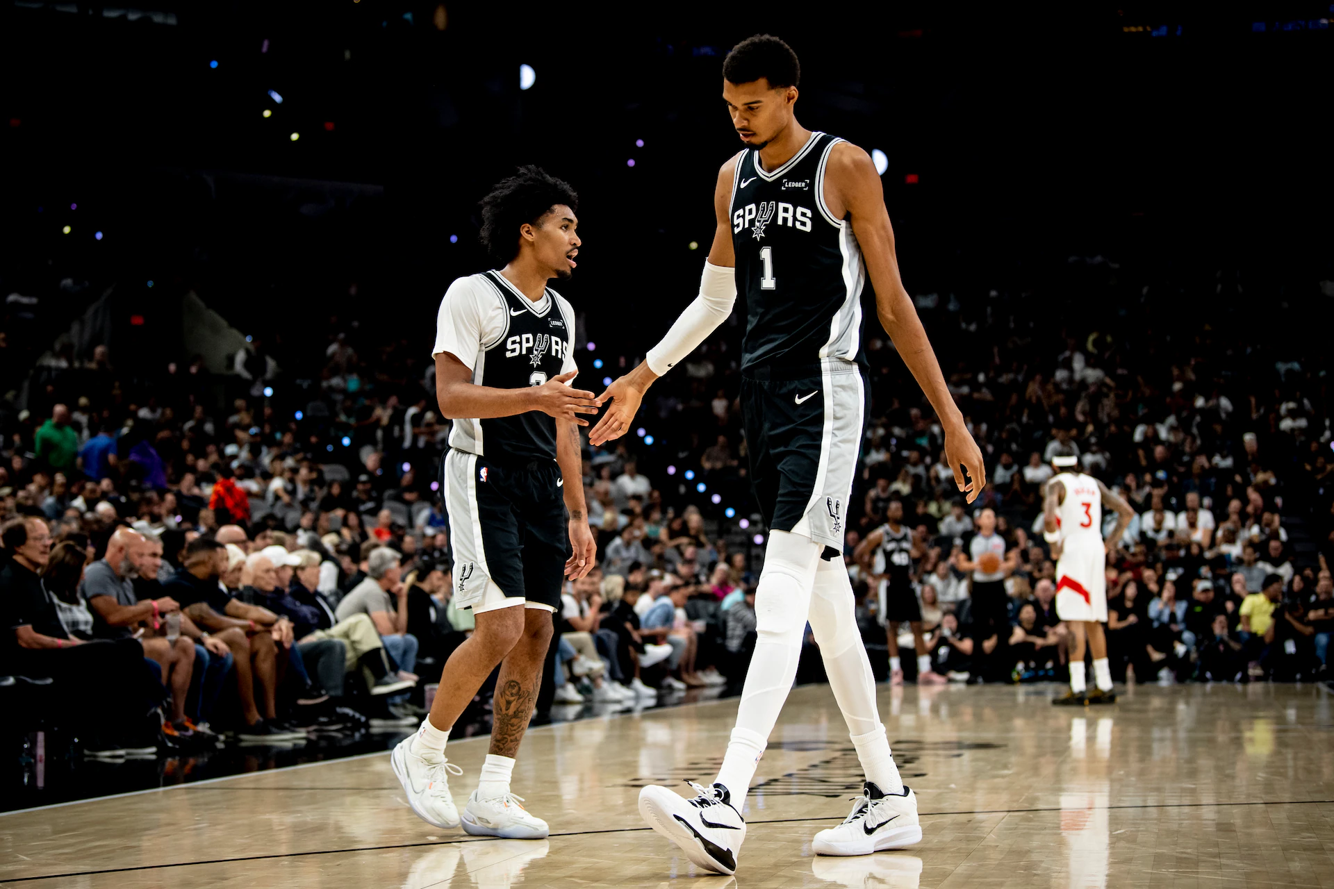 20251027_SAS_RT_TOR_100