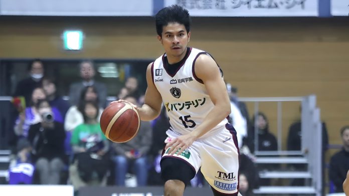 Kiefer Ravena Shuns PBA Return—for Now at Least