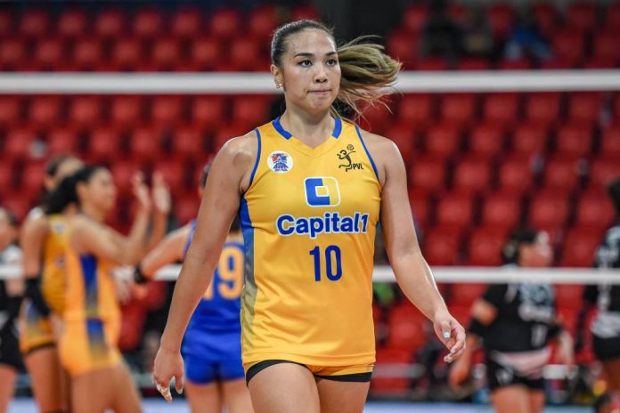 Capital1 Setter Iris Tolenada Claps Back at ‘Perfect’ Twitter Thumbs