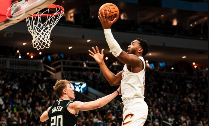 NBA Roundup: Cavs, Thunder Roll as Mavs Skid