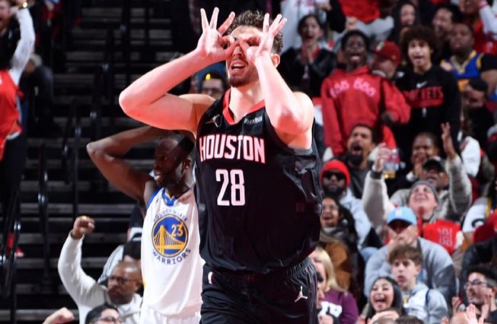 NBA Roundup: Rockets Escape Warriors, Hawks Rout Knicks to Complete NBA Emirates Cup Semis Cast