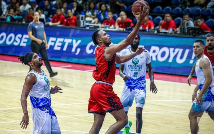 ‘Puro Puso’: Pat Aquino Lauds Shock Troopers for Grit, Hustle in Blackwater Win vs. Phoenix