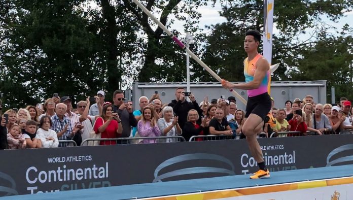 EJ Obiena Vaults to Golden Finish in Poland, Builds Momentum for Asiad, End-of-Season Surge