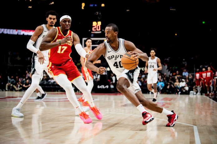 NBA Roundup: Darius Garland Nets Logo Game-Winner, De’Aaron Fox Makes Winning Debut, SGA Drops 50