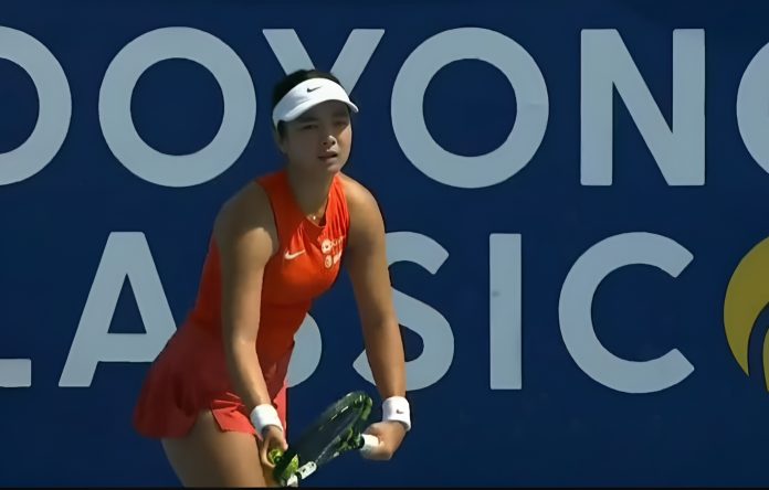 After Three-Setter in Auckland, Alex Eala Makes Quick Work of Donna Vekić in Kooyong Classic